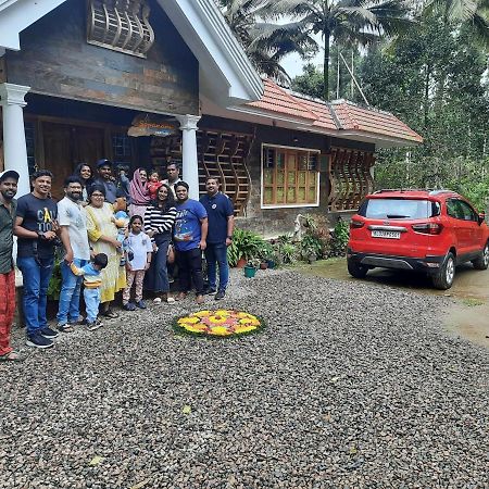 Sopanam Heritage Thekkady Exterior photo