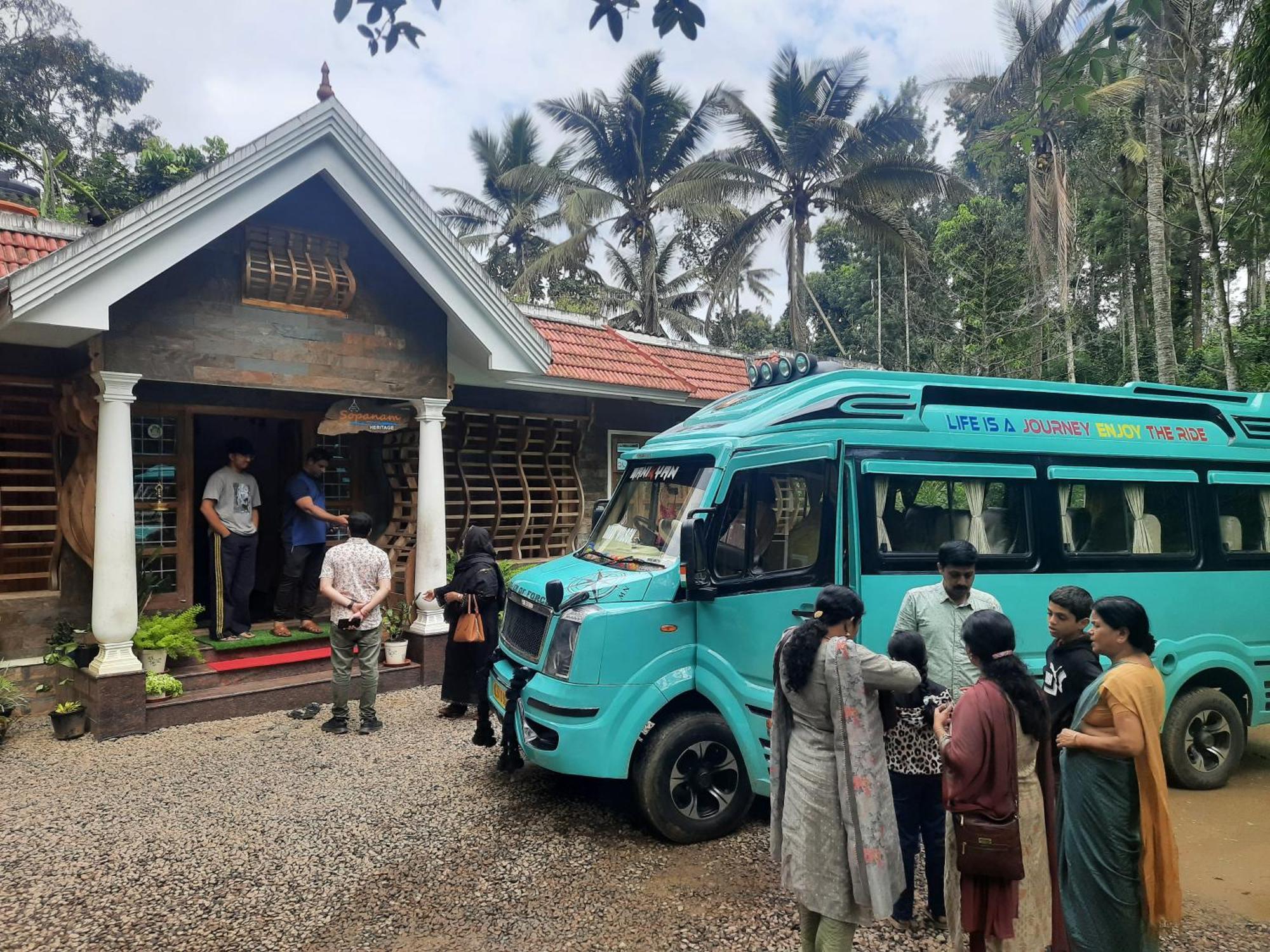 Sopanam Heritage Thekkady Exterior photo