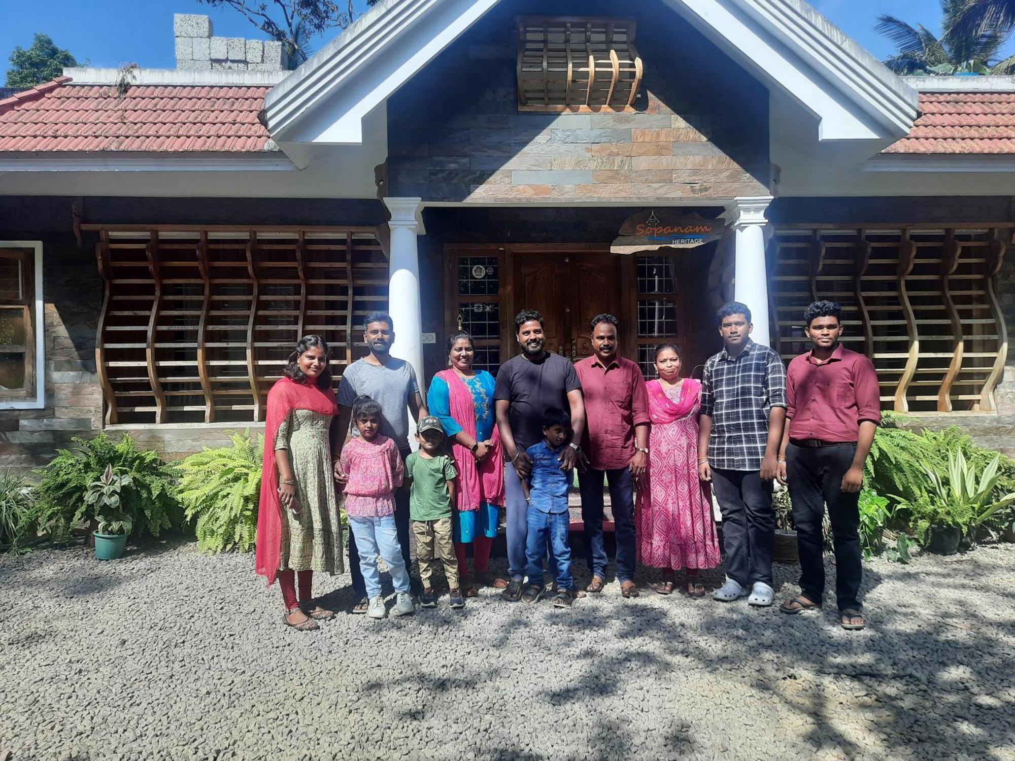 Sopanam Heritage Thekkady Exterior photo